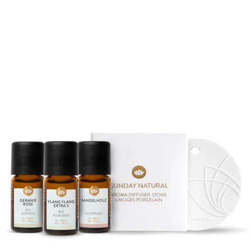 Heart Glow Aroma Set: Diffuser Pendant & Essential Oils